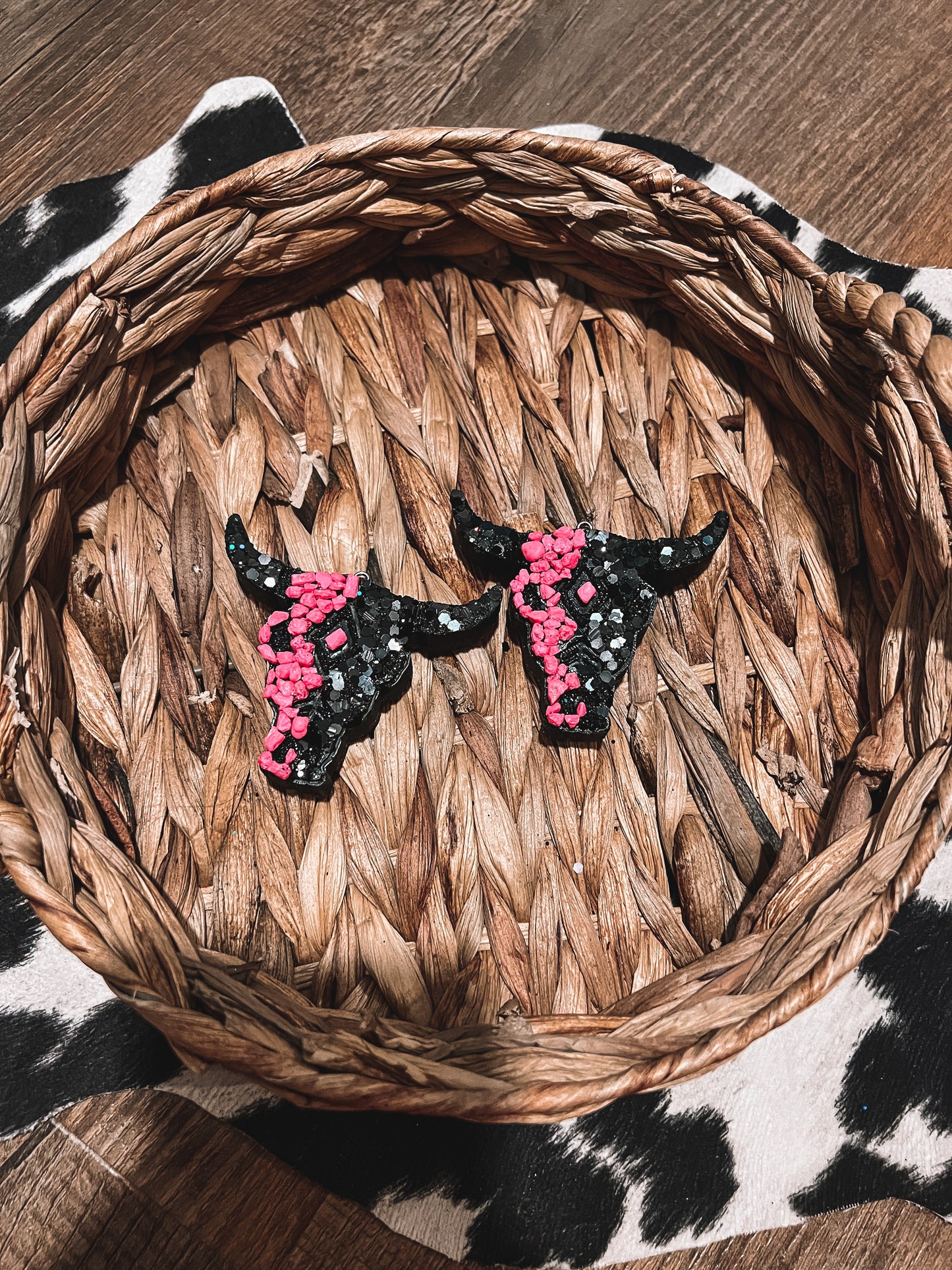 Pink longhorn vent clips